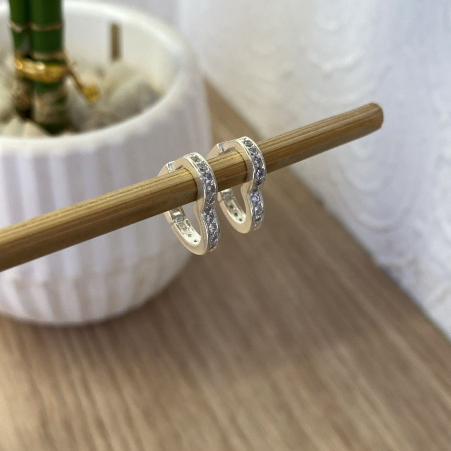 Brinco Argola de Coração Cravejada de Prata 925 (click)