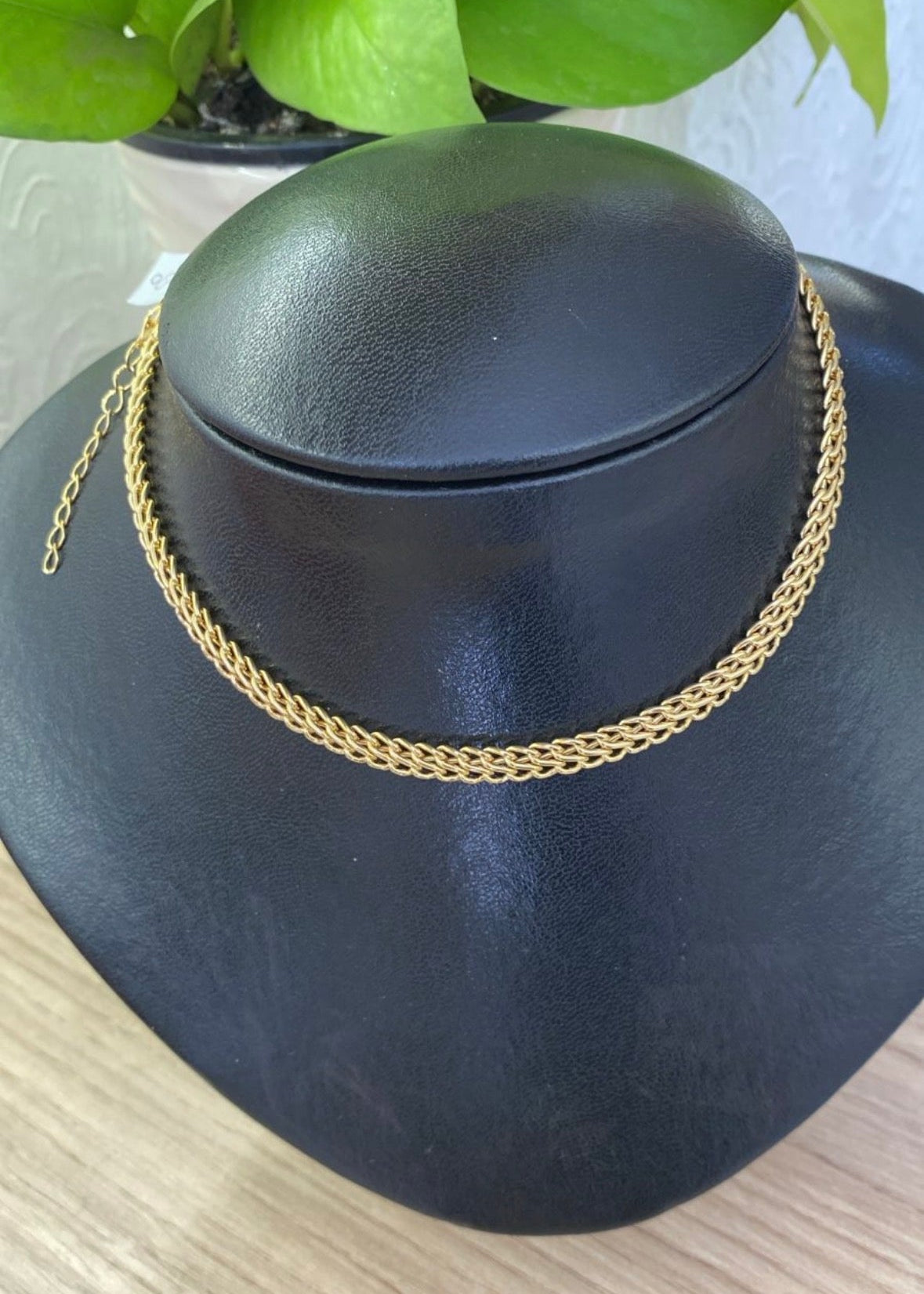 Chocker Trançada 40cm com Extensor Banhada a Ouro