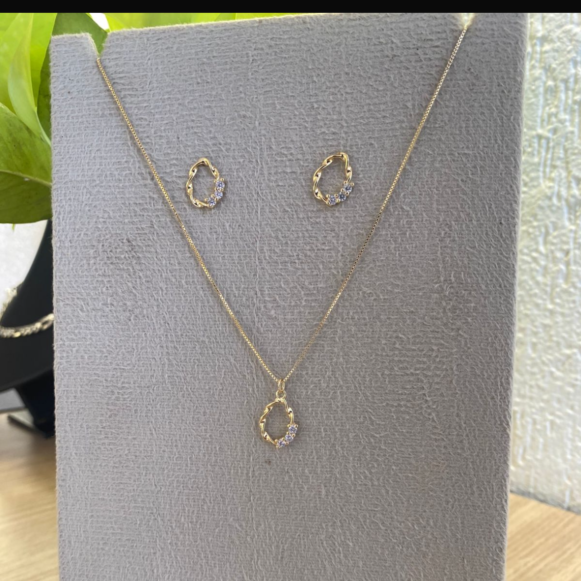 Conjunto Elo Delicado Lumini