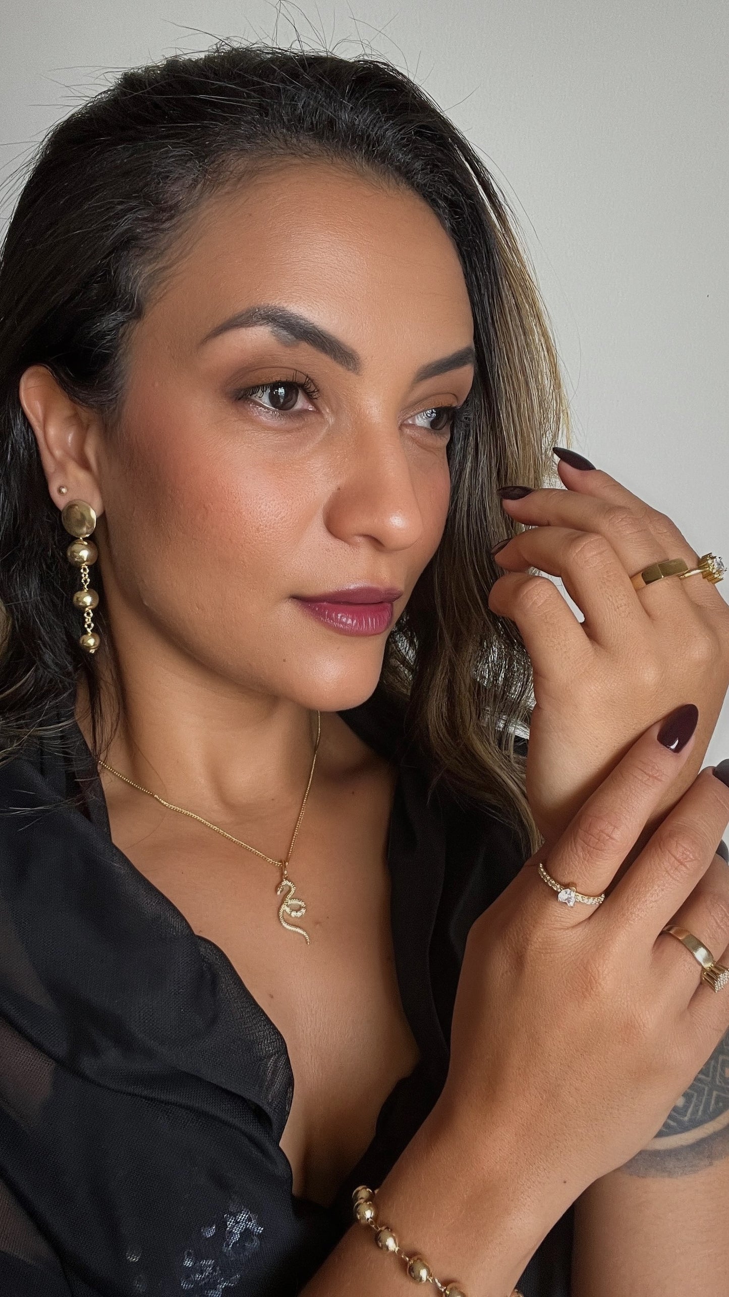 Brinco Esferas em Movimento Banhado a Ouro