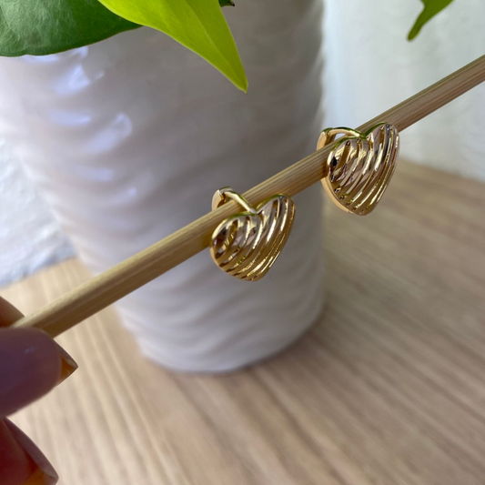 Brinco Abotoado Click Banhado a Ouro