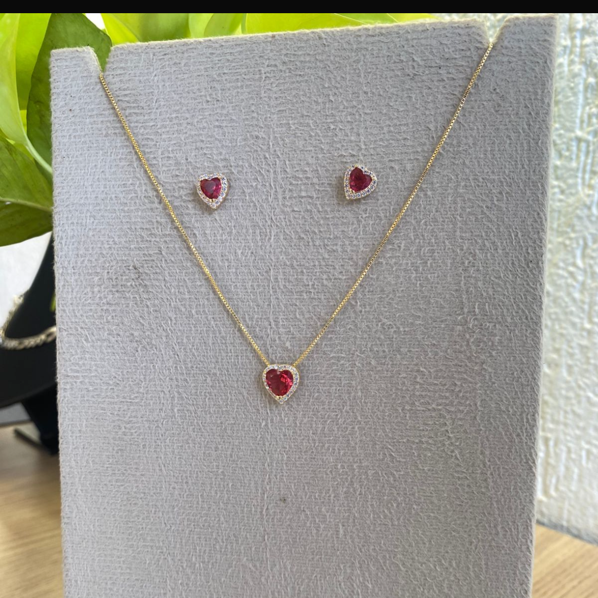 Conjunto Coração Zircônia Vermelha Lumini