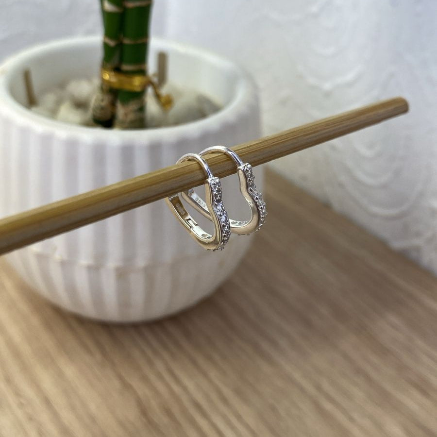 Brinco Argola Coração Cravejada com Zircônia de Prata 925